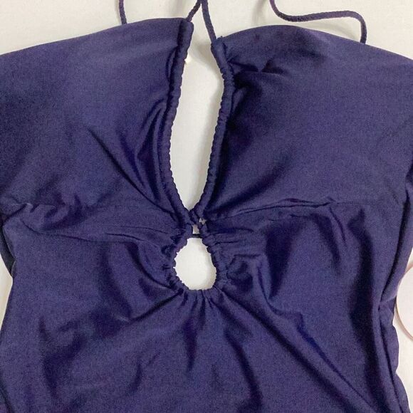 New. Pilyq navy plunge one piece. Small retails $154 - Picture 10 of 11